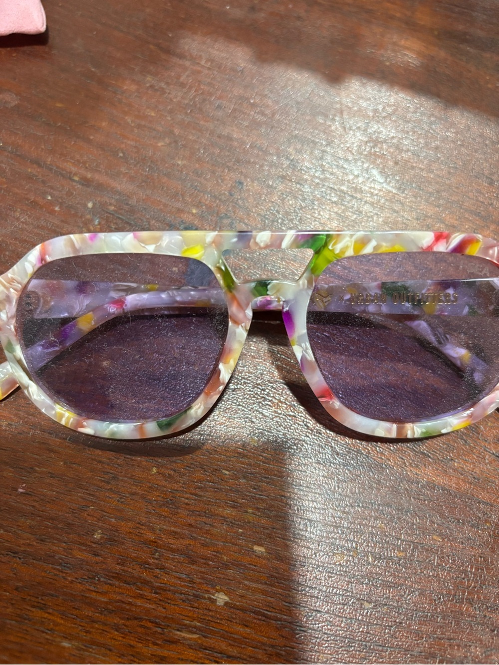 Urban Outfitters I-Sea sunglasses